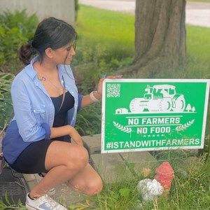 Meet your Posher, Simran